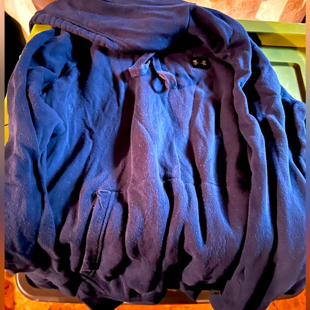Hoodie.